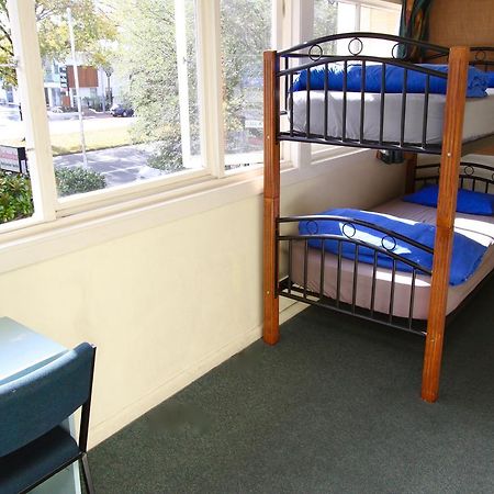Rucksacker Backpacker Hostel Christchurch Exterior photo